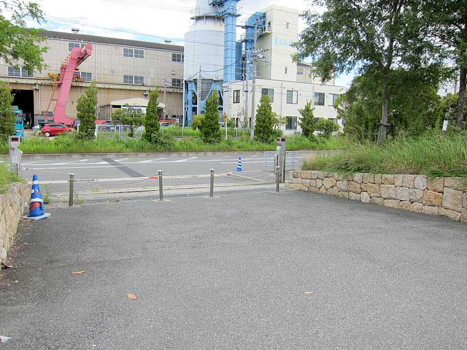 西宮ケーソン駐車場