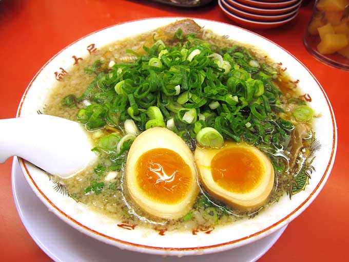 背油醤油ラーメン