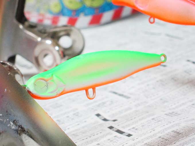 ルアーの塗装