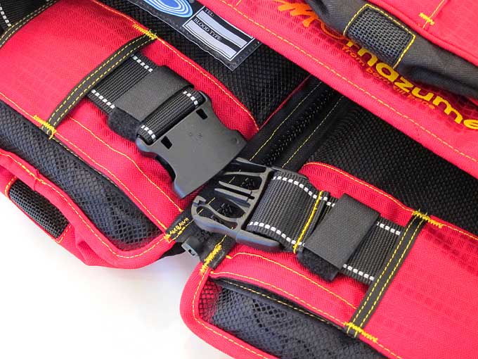 マズメレッドムーンライフジャケットⅢ・レッド