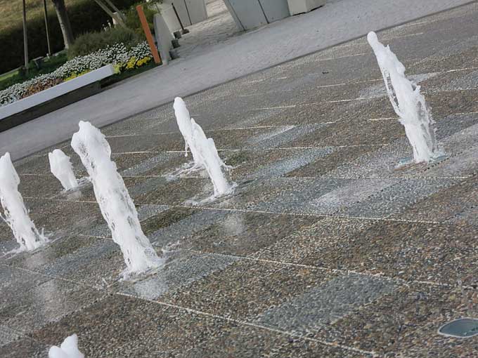 阪急・西宮ガーデンズ(スカイガーデンズ)・噴水