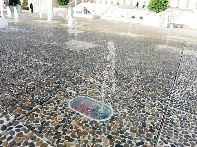 阪急・西宮ガーデンズ(スカイガーデンズ)・噴水