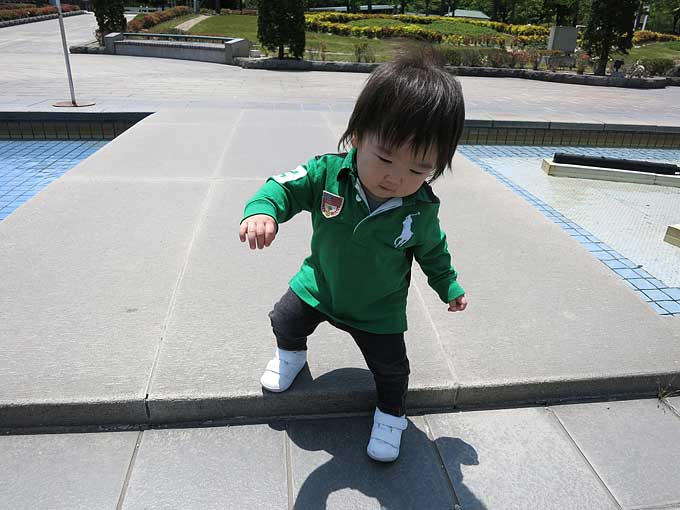 阪神競馬場・セントウルガーデンの橋