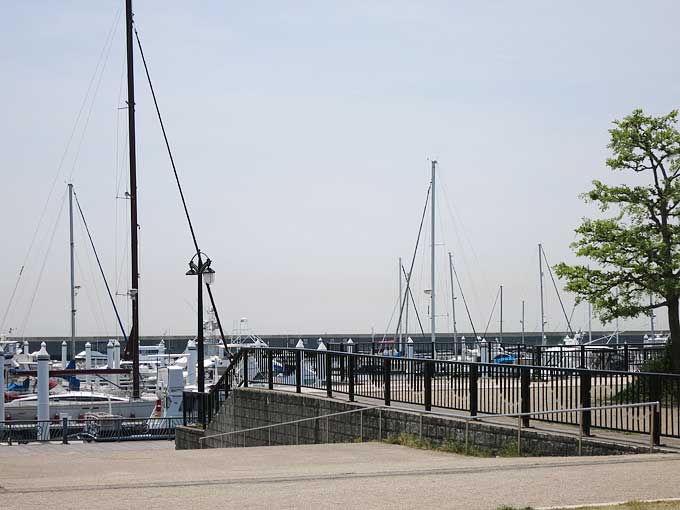 新西宮ヨットハーバーのマリーナ