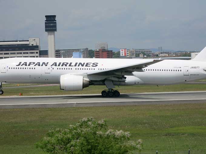 伊丹スカイパーク・飛行機の離陸