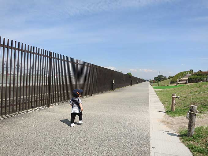 伊丹スカイパーク・通路