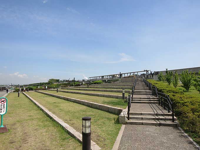 伊丹スカイパーク・噴水