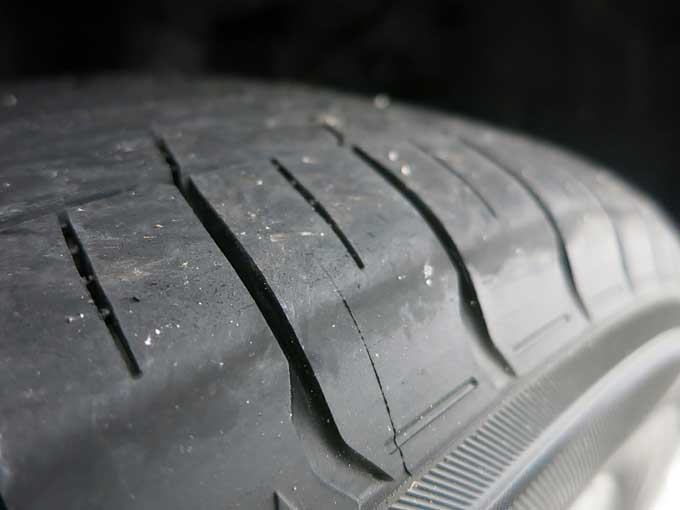 VOXYにエコ(低燃費)タイヤ・YOKOHAMA BluEarth