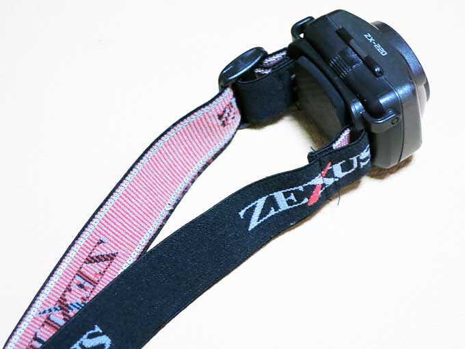 ZEXUS LED LIGHTベルトの洗浄