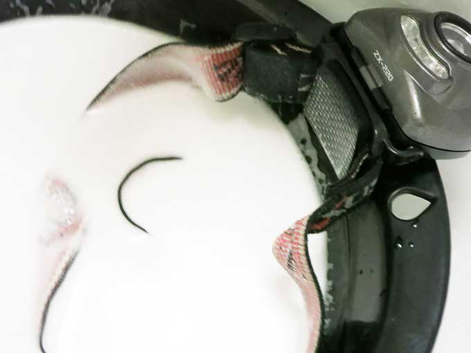 ZEXUS LED LIGHTベルトの洗浄