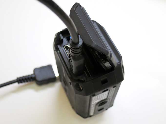 JVC GC-XA2・USBと接続