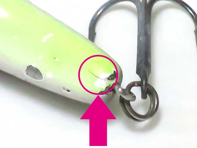 ルアーのひび割れ