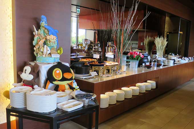 朝食もブッフェ