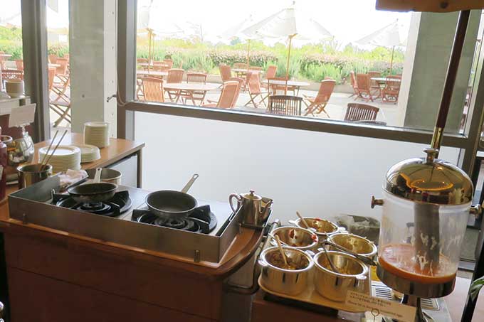 作りたてのオムレツ