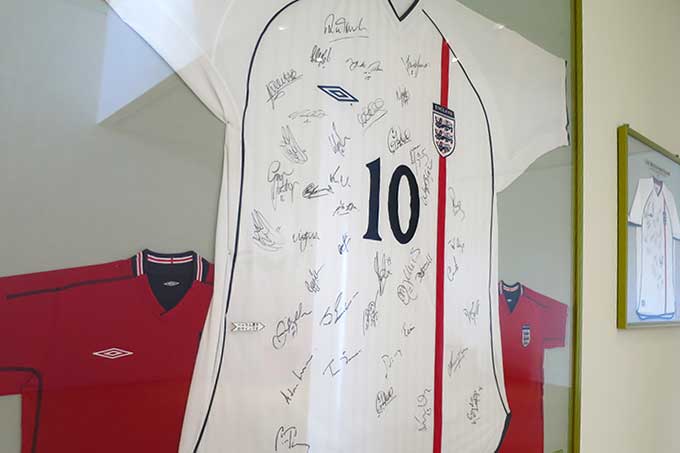 イングランド代表ユニフォーム