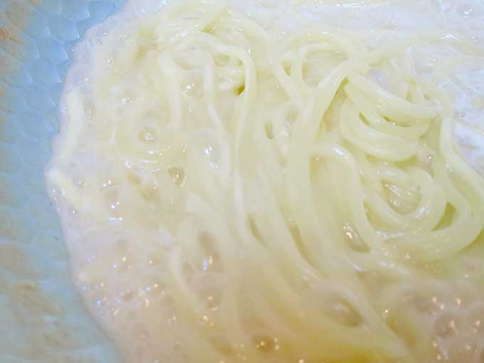 締めはチャンポン麺