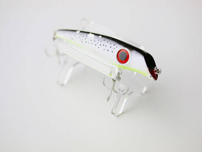 ルアーディスプレイ スタンドとスーサン