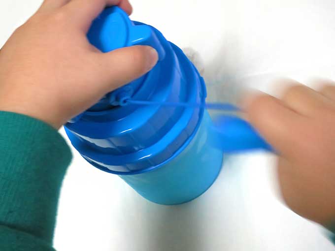 ガリガリ君のスムージー製作中