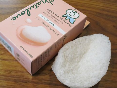 ナチュラブのアクアコンディショナー(こんにゃくスポンジ)