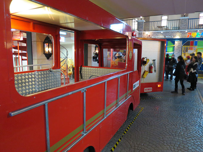 キッザニアの消防車