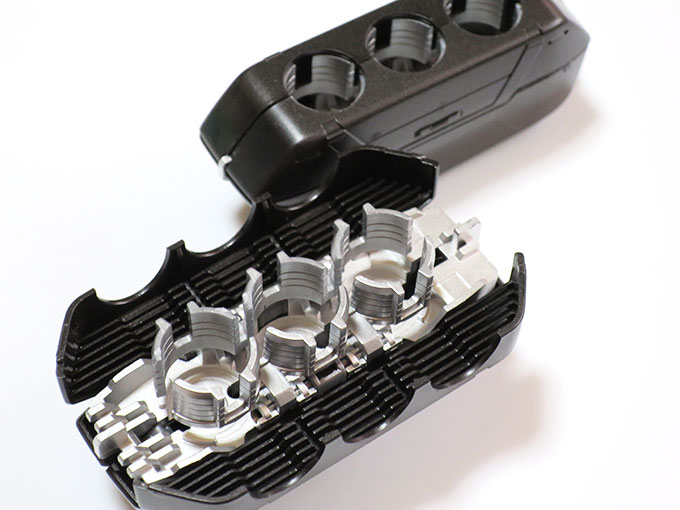 バックパック・ファンネル