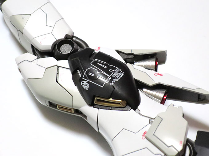 MG ニューガンダム Ver.ka 脚部デカール