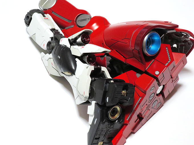 ニューガンダムとの脚部比較