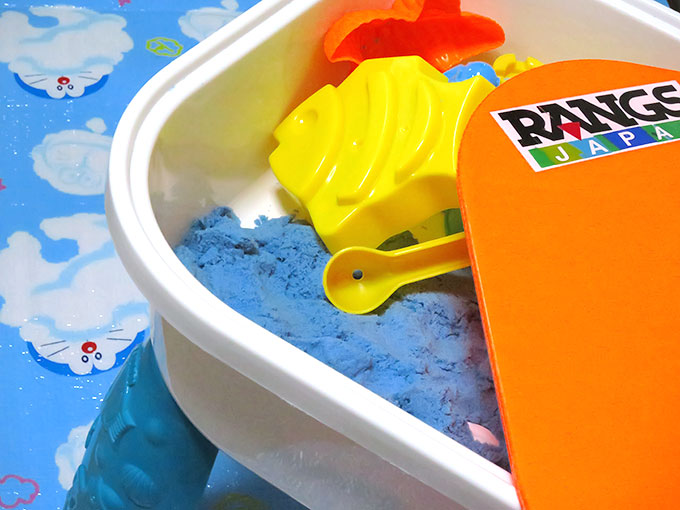 レジャーシートを敷いて使用