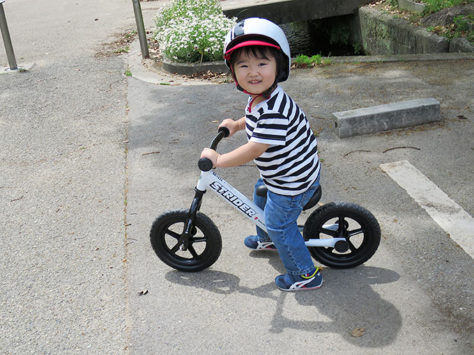 交通公園にてストライダーの練習