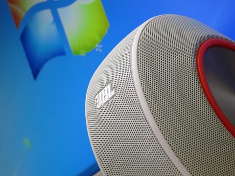 パソコン用のスピーカーJBL Pebblesは買って正解!