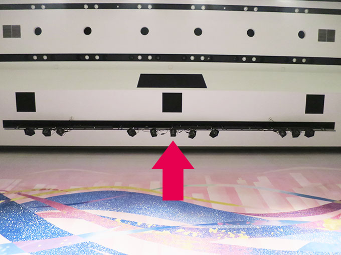 照明のセンター