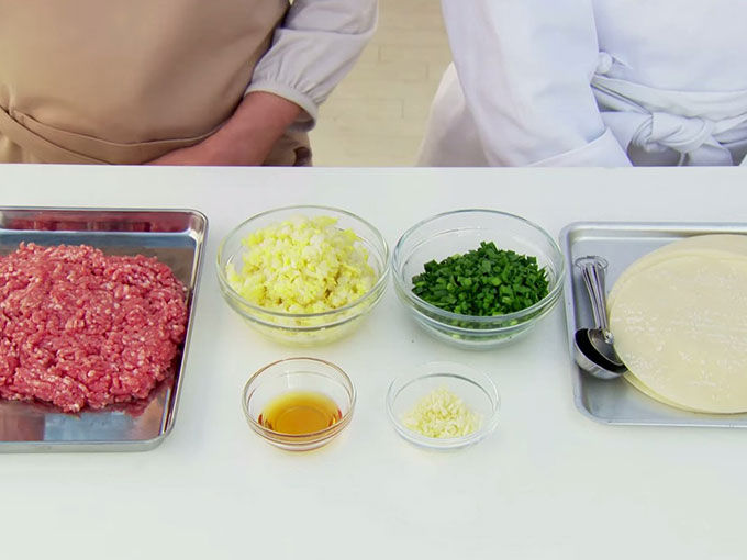 爆速餃子の材料