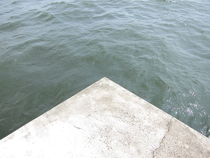 夏シーバス・角や明暗