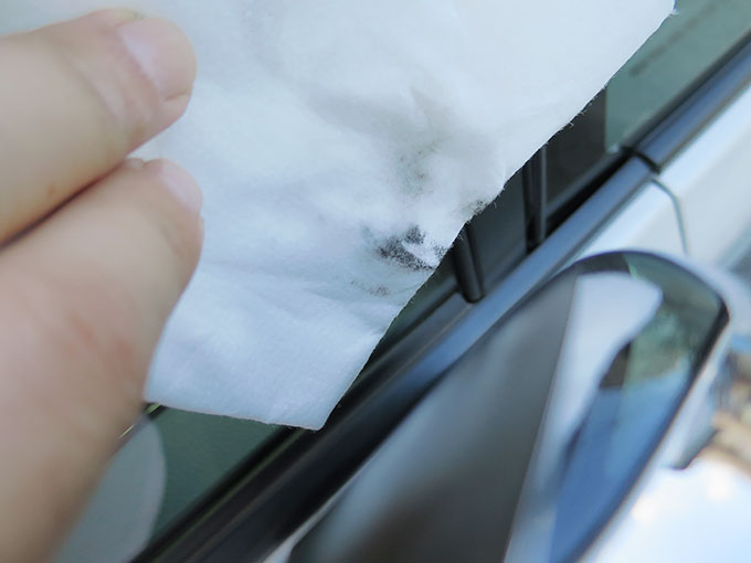 ドアガラスに塗布