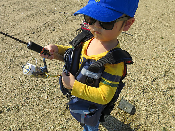 3歳児の釣り練習中