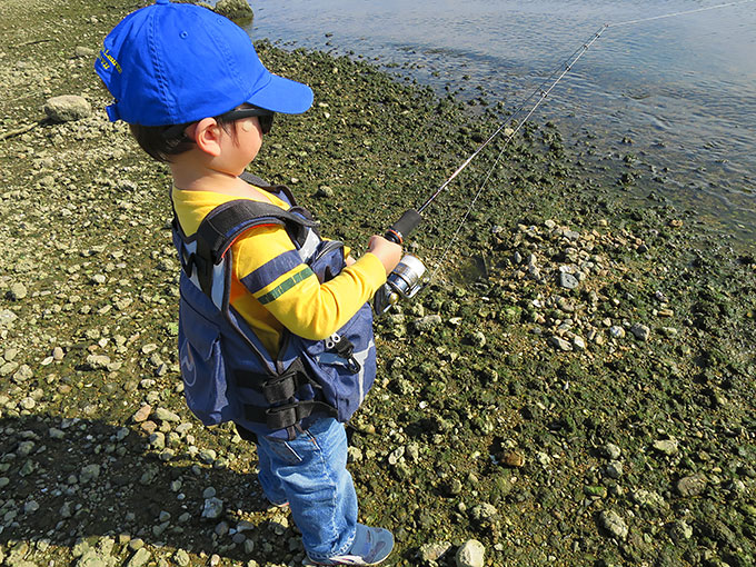 3歳児のルアー釣り開始