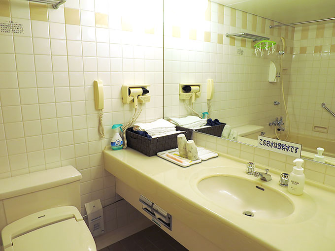 レオマの森・部屋の洗面台