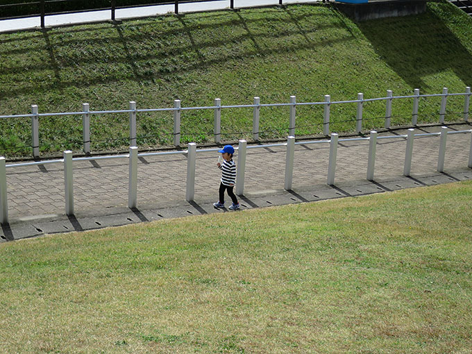 サイクルセンターから広場へ