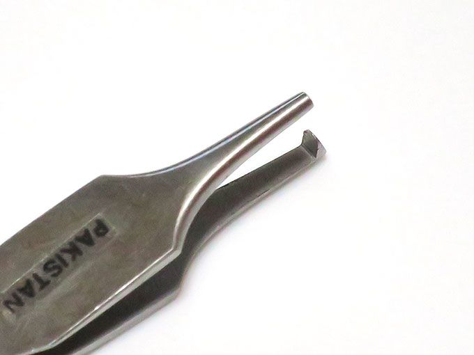 シャープな先端