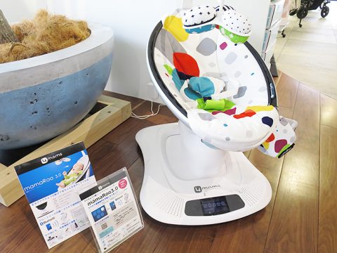 mamaRoo(ママルー)の電動バウンサーは便利でハイテク!?