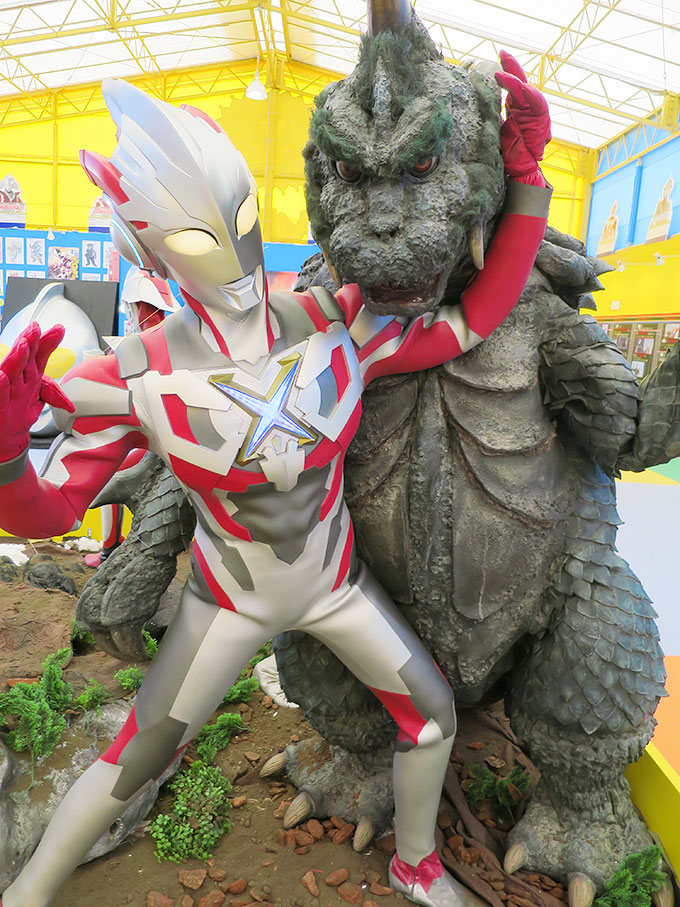 ゴジラみたいですね