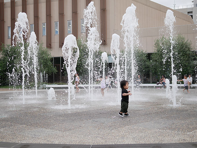 スカイガーデンズの噴水タイム