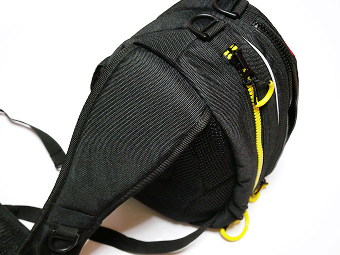 レッドムーンワンショルダーバッグⅢ・上から