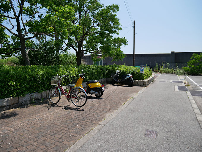 海釣り公園・バイク置き場