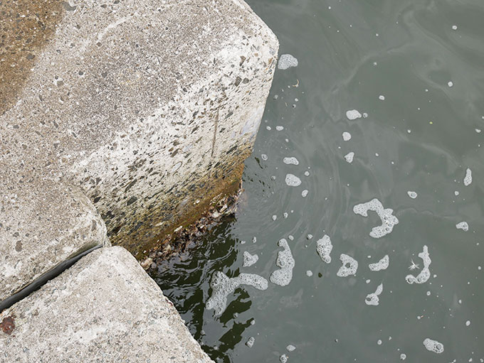 ヘコミ・くぼみ