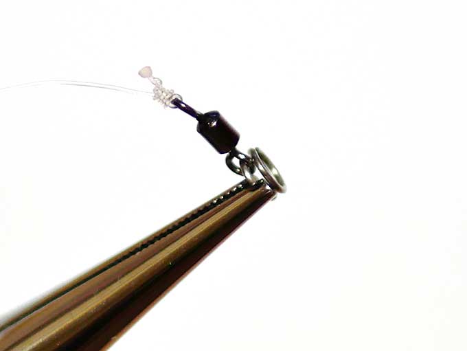 スプリットリングを取り付ける