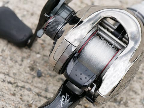 ベイトリールで発生するバックラッシュの超簡単な直し方!!