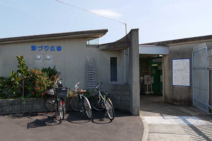鳴尾浜の海釣り公園
