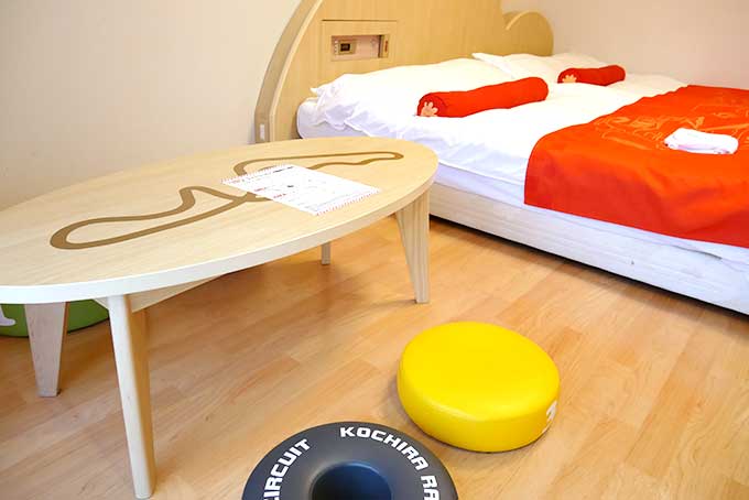 テーブルに角はありません