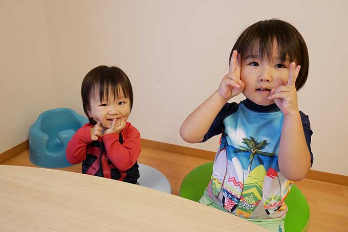 着替えてプールへ!!